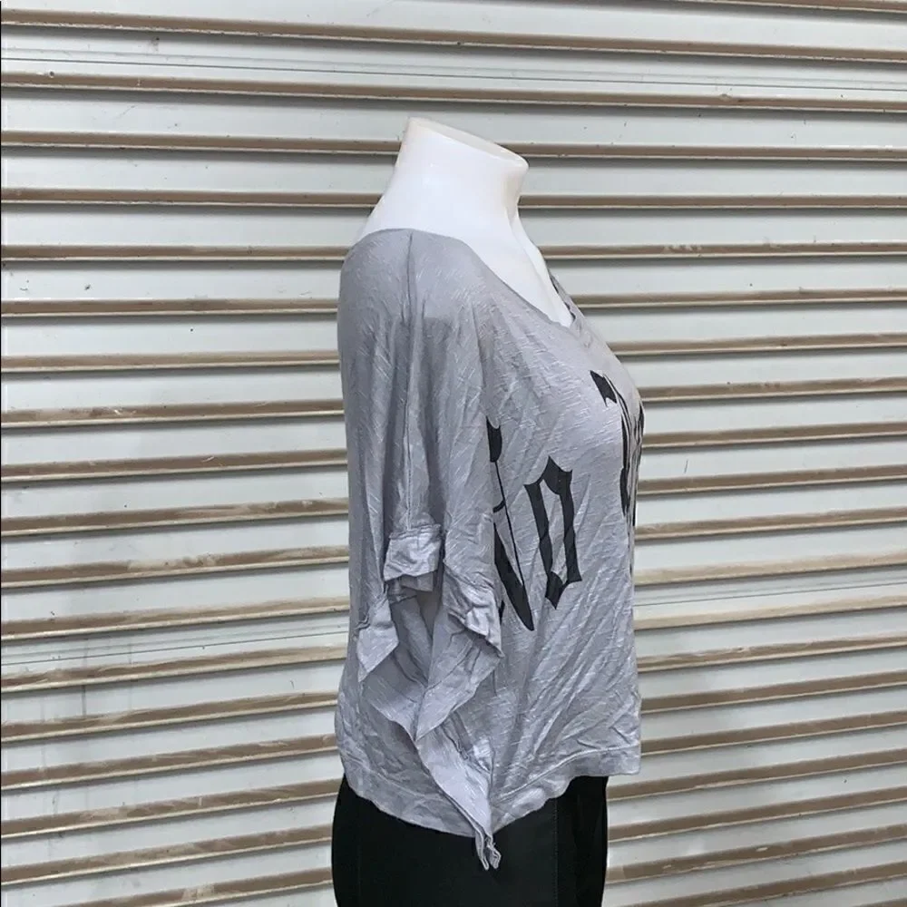 🛍️United Rocket at waist top No Regrets graphic - Picture 5 of 7